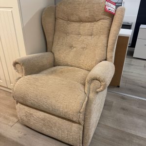 Clearance - Easy Lounger Chair